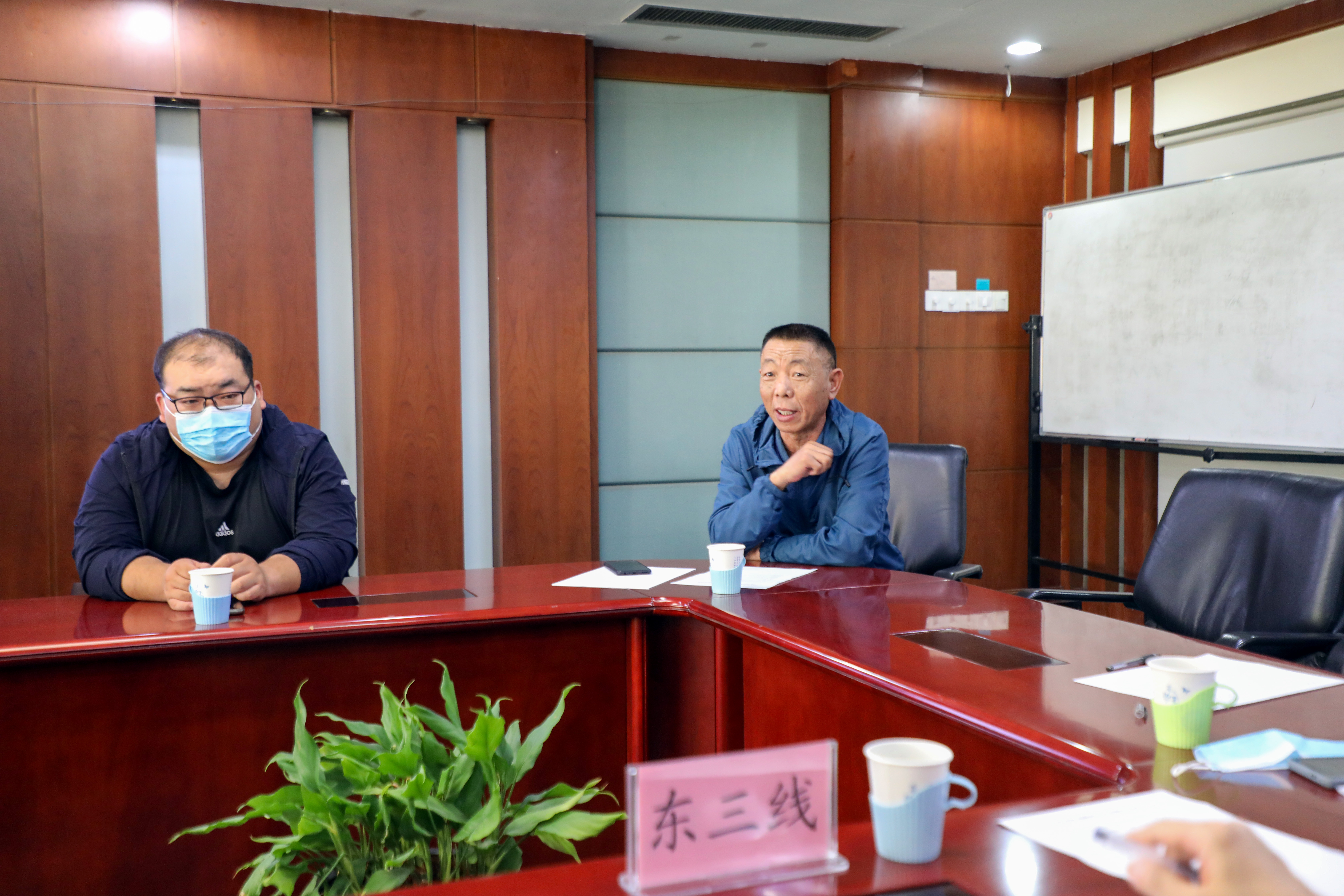 安彩幸福班車，永遠(yuǎn)在路上！